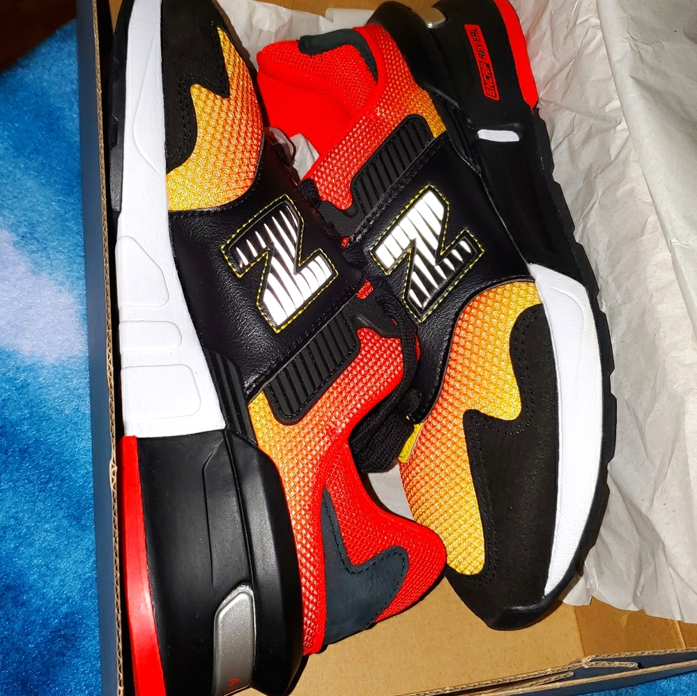((Sold ))New Balance 997 Sport-BK/FM